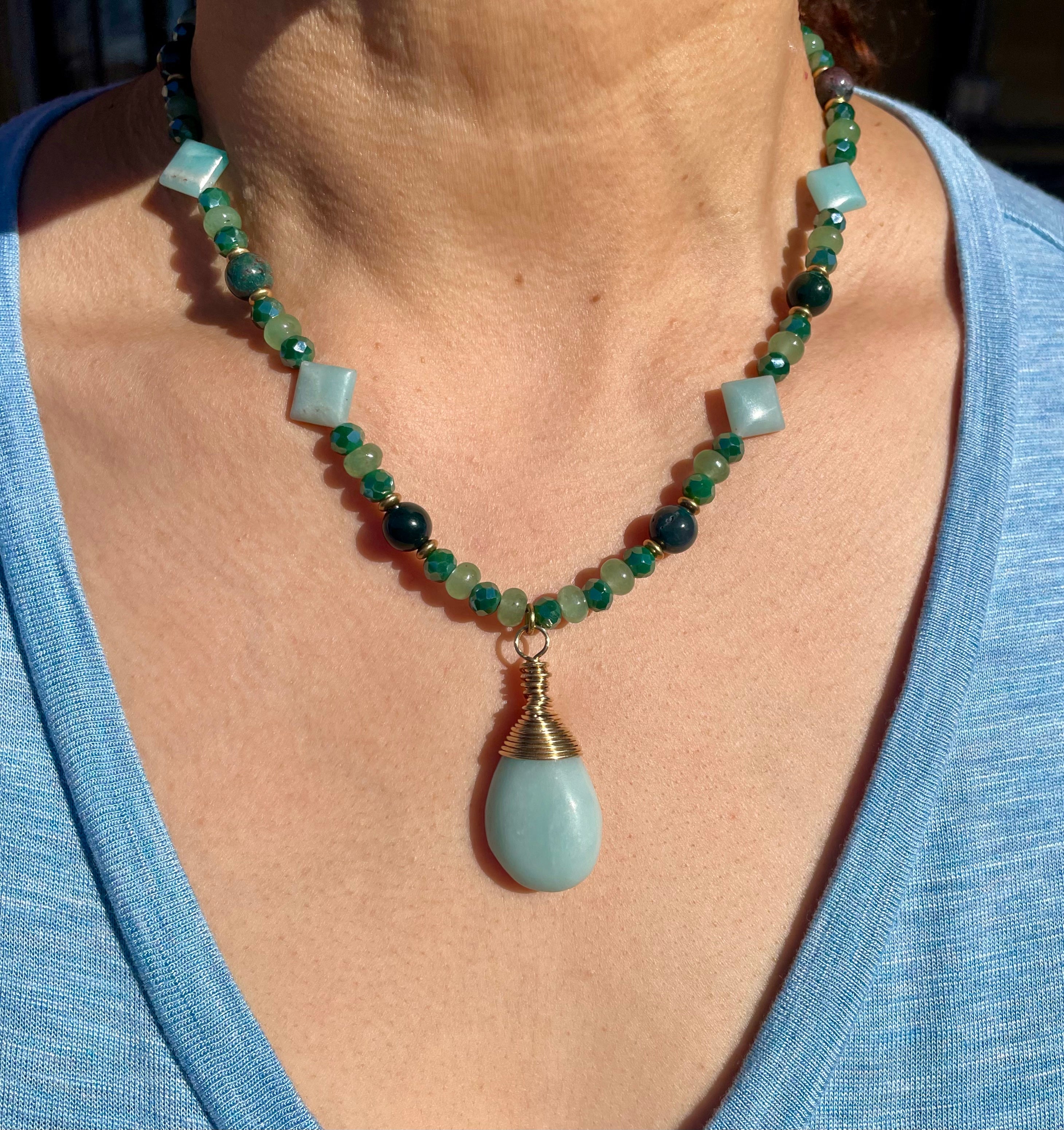 Handmade Crystal Necklace (TikTok LIVE SALE)